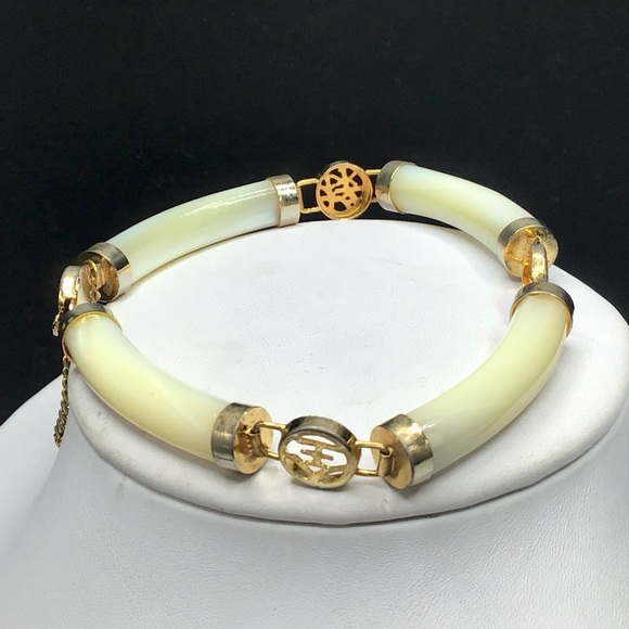 🌺Vintage Gold & Mother of Pearl Bracelet - Picture 11 of 15